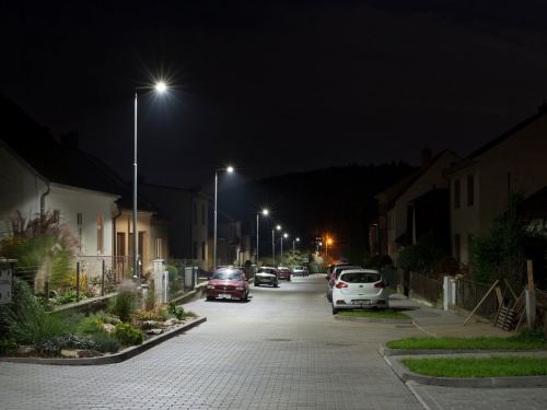 replacing street lights