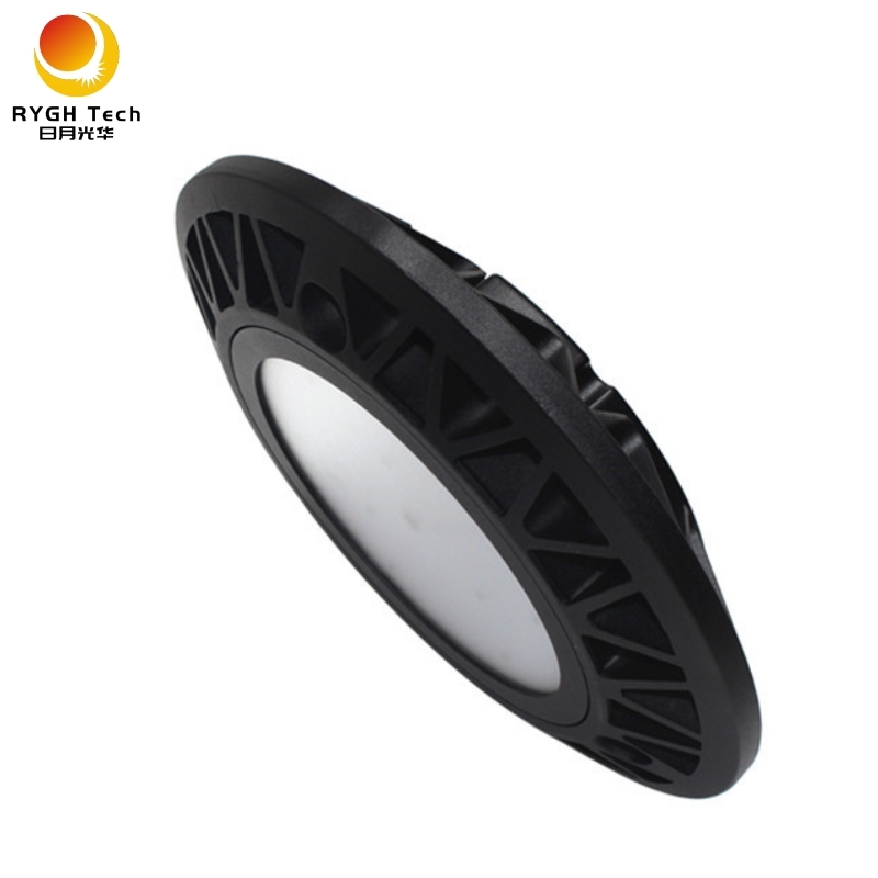 A LED Garden light5 pole mounted light fixtures